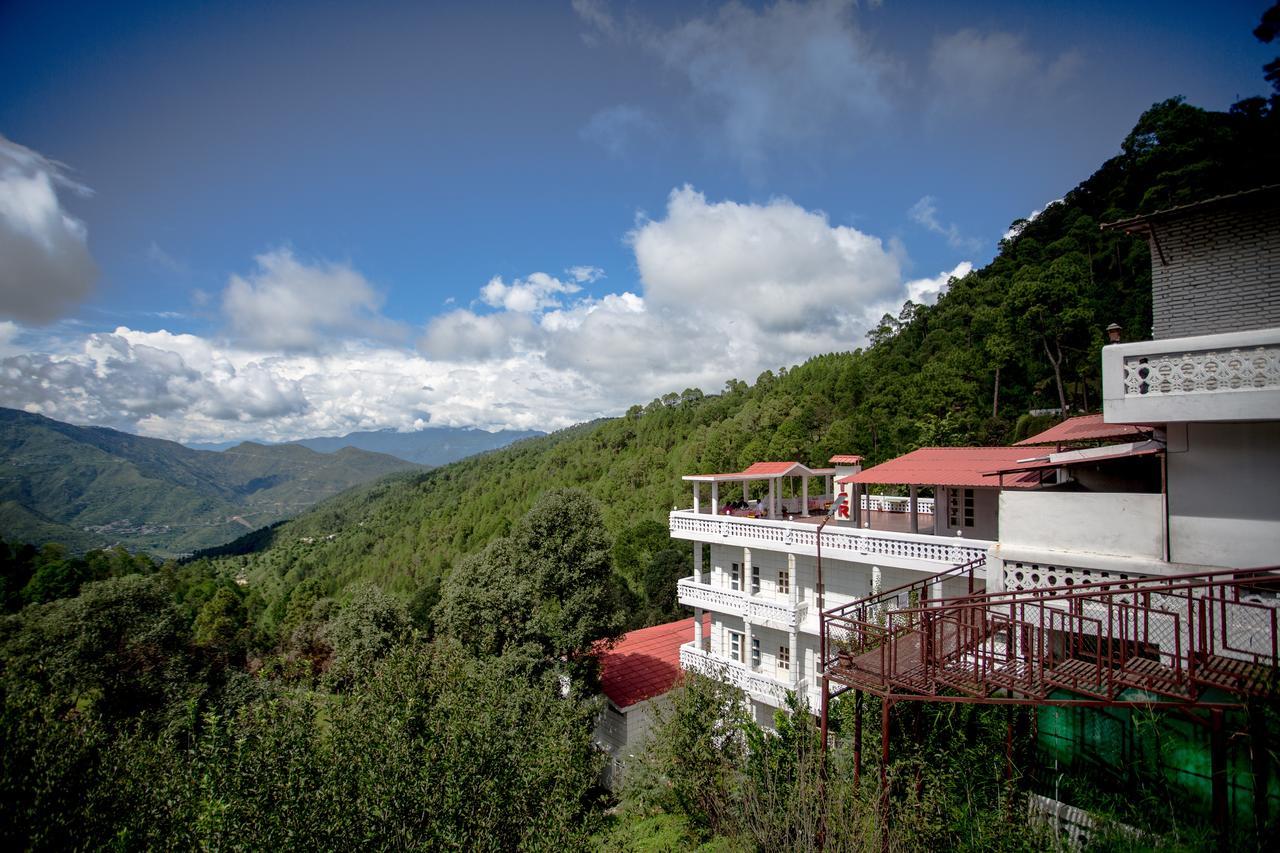 Tehri Club And Resort By One Earth Chamba  Buitenkant foto